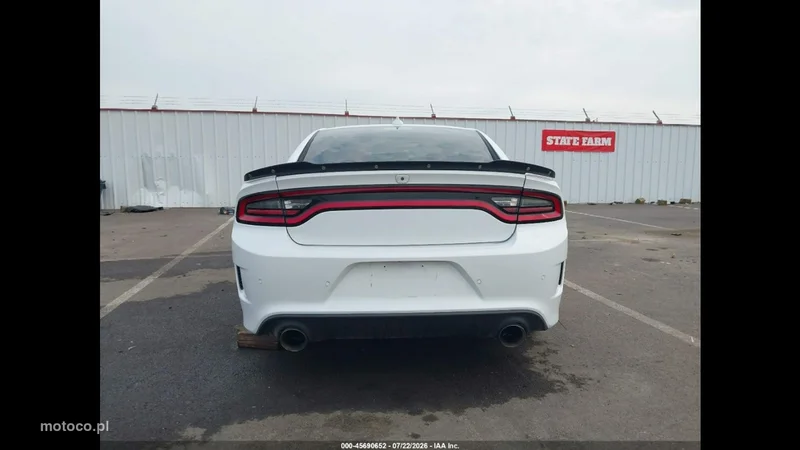Dodge Charger 8