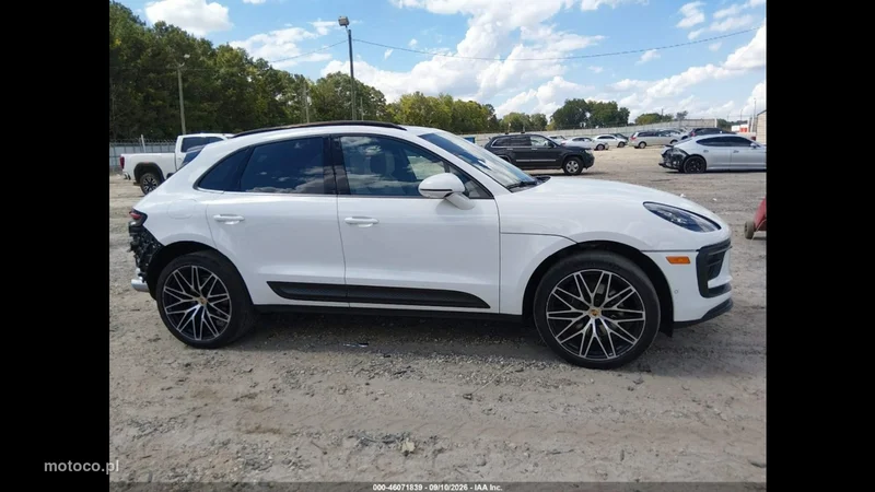 Porsche Macan 95B 6