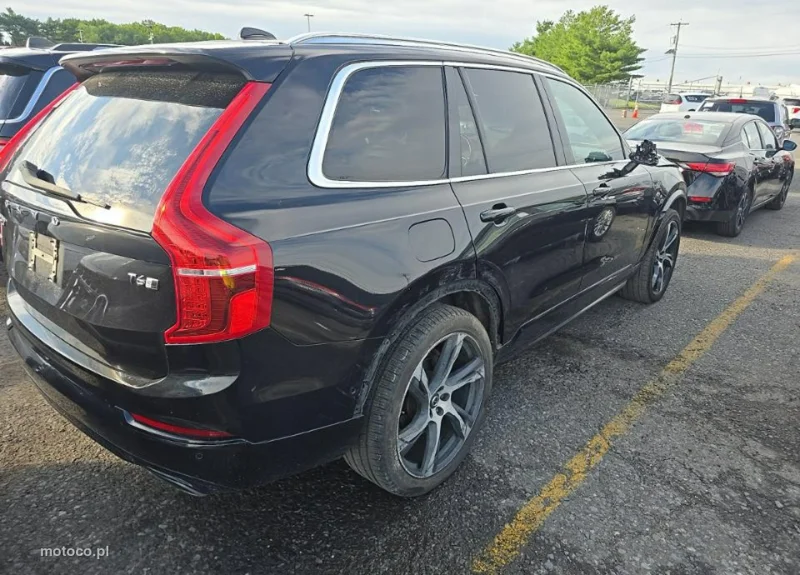Volvo XC 90 4