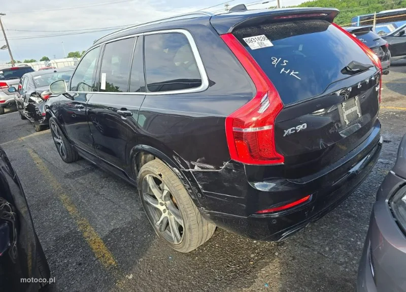 Volvo XC 90 5