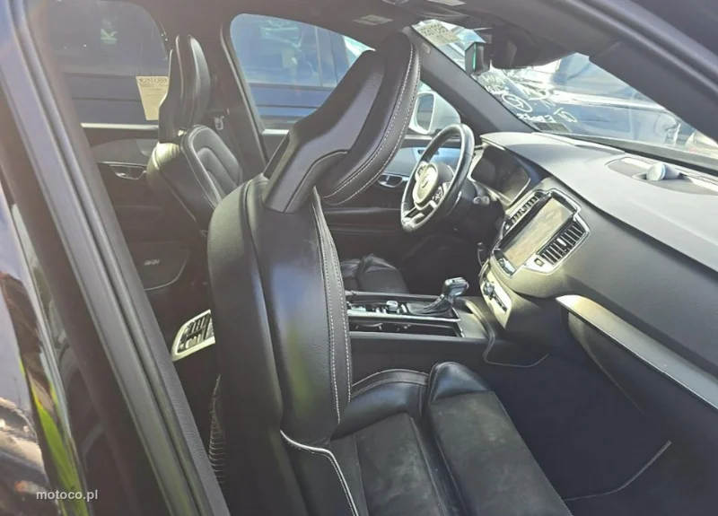 Volvo XC 90 6