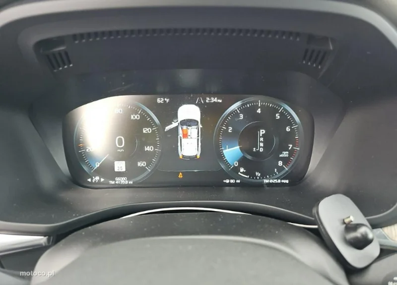 Volvo XC 60 9
