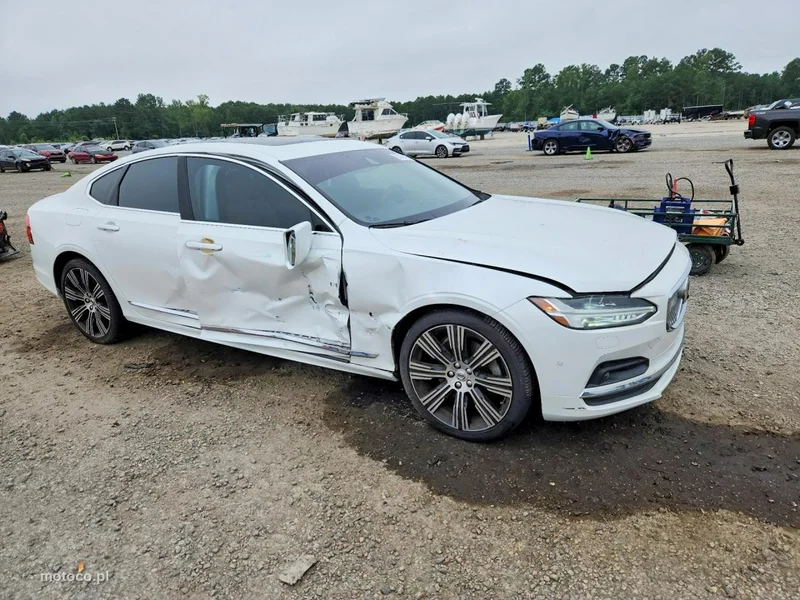 Volvo S90 4