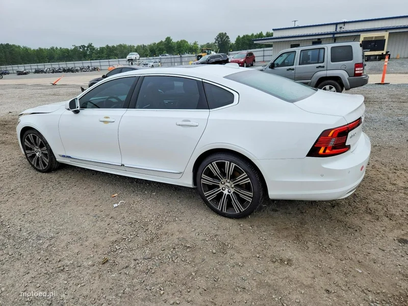 Volvo S90 5
