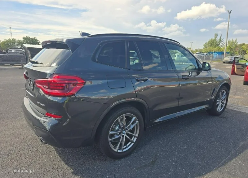 BMW X3 G01 4