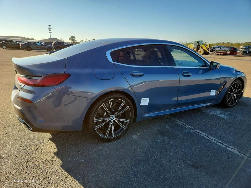 BMW Seria 8 G14 850 4