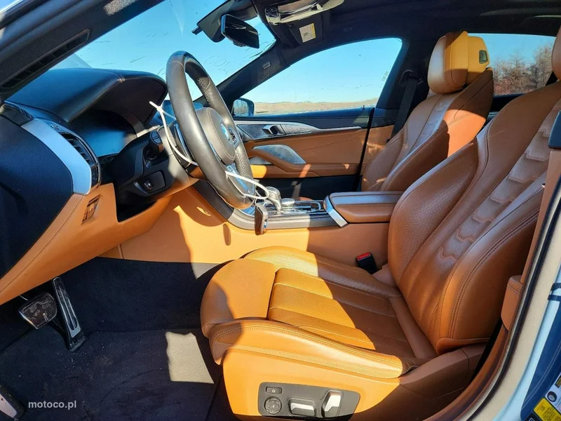 BMW Seria 8 G14 850 7