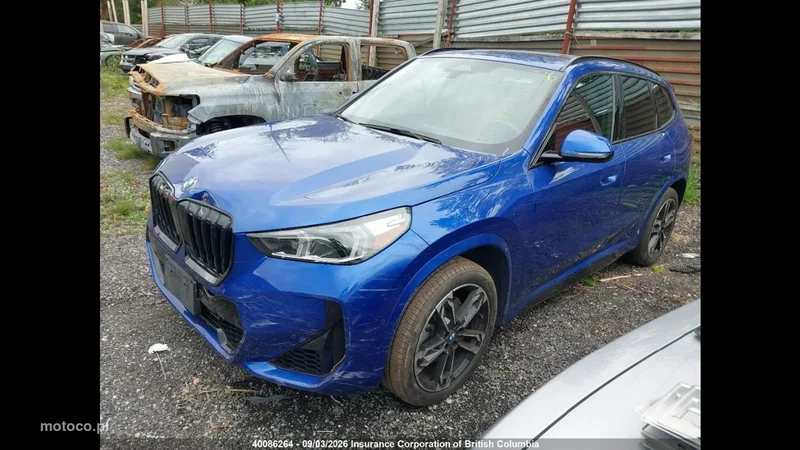 BMW X1 U11