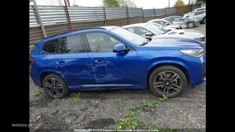BMW X1 U11 6