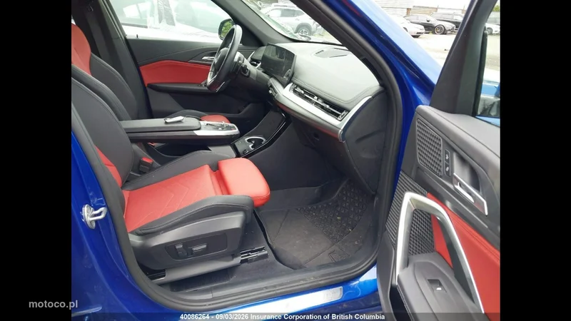 BMW X1 U11 9