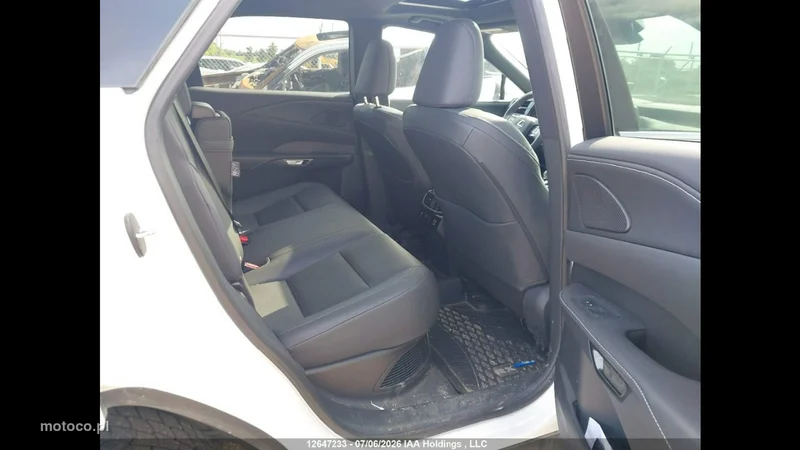 Lexus RX 10