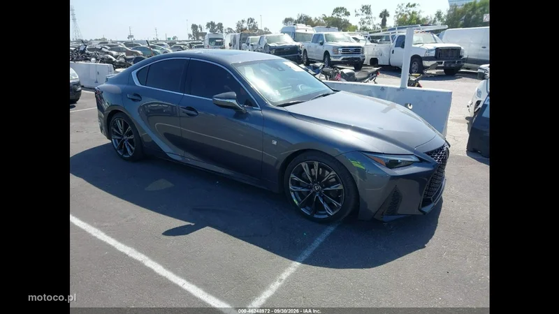 Lexus IS 3