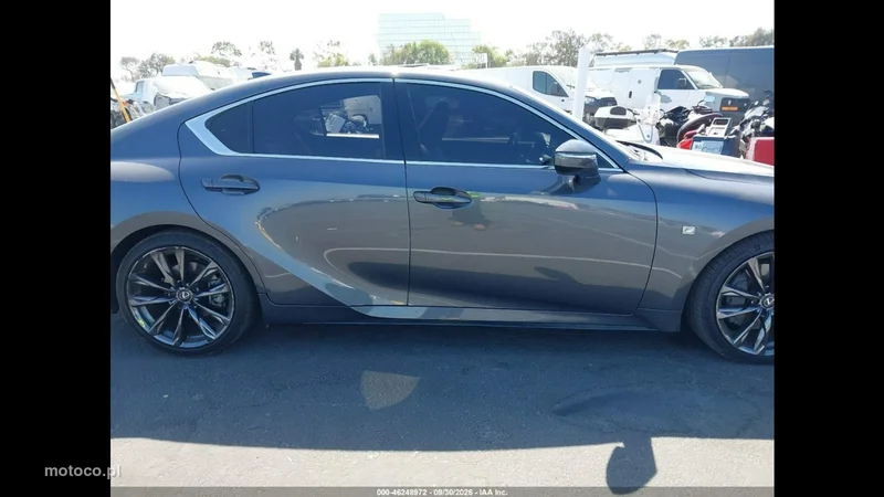 Lexus IS 6