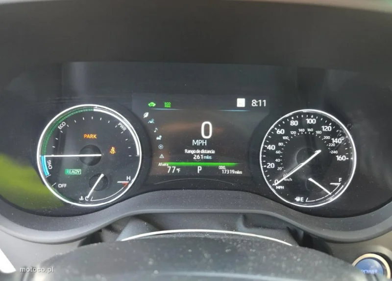 Toyota Sienna 8