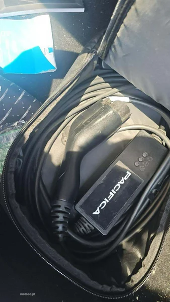 Chrysler Pacifica 16