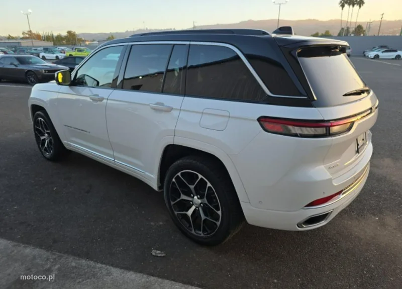 Jeep Grand Cherokee 5