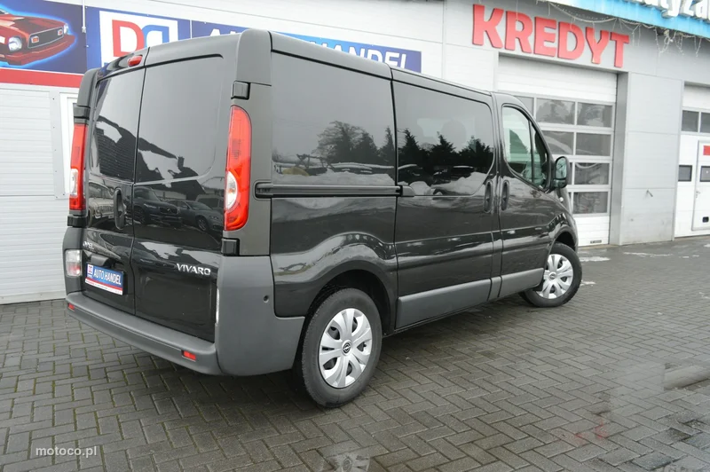 Opel Vivaro 17