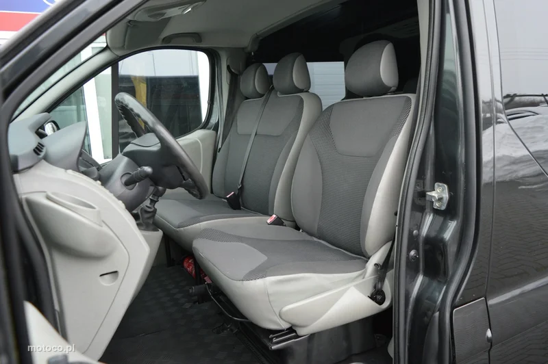 Opel Vivaro 19