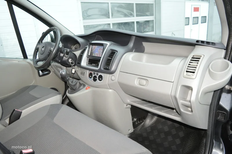 Opel Vivaro 24