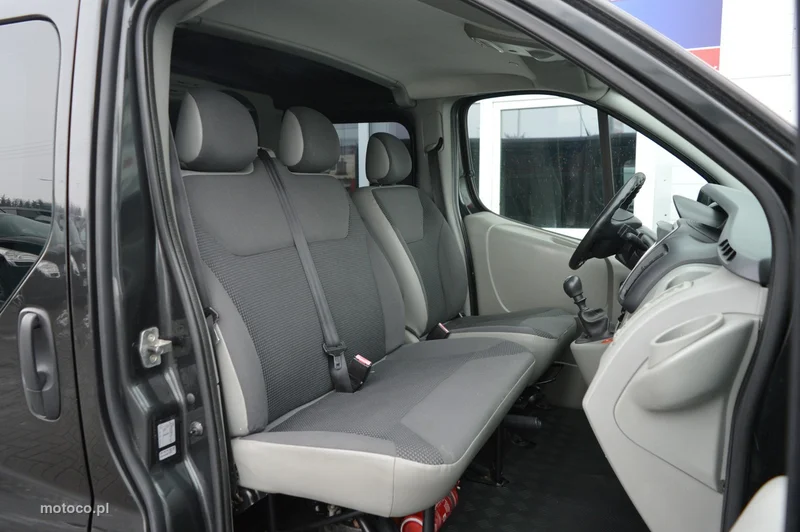 Opel Vivaro 25