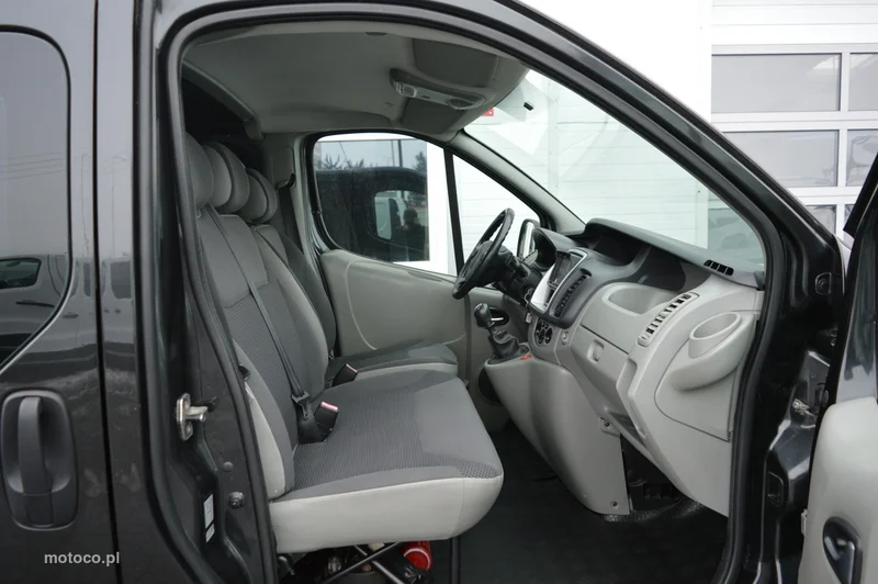 Opel Vivaro 26