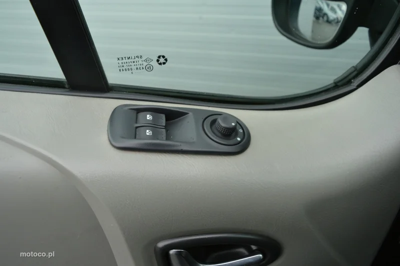 Opel Vivaro 31