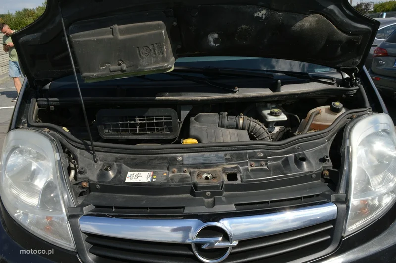 Opel Vivaro 33