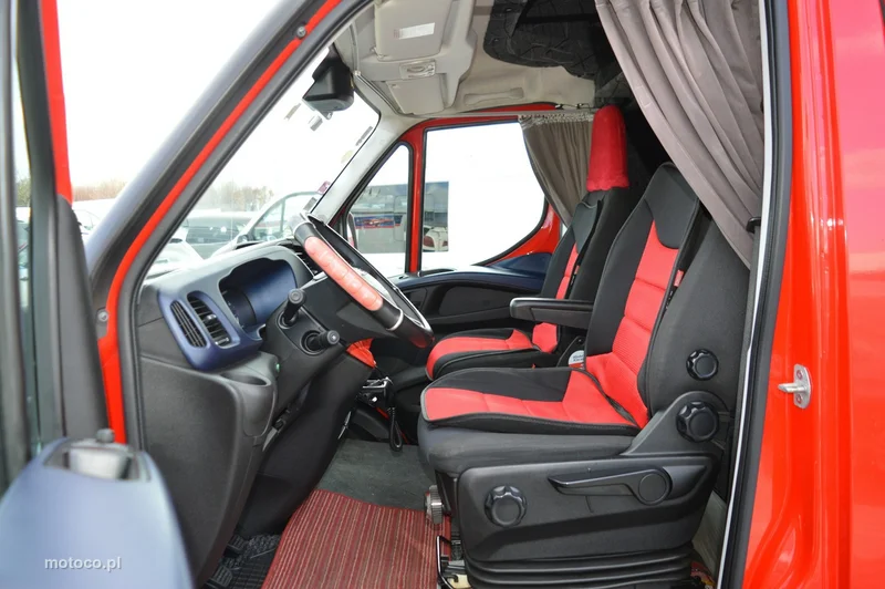 Iveco Daily 35S18 18