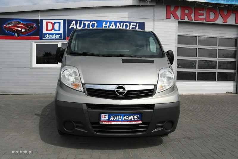 Opel Vivaro 6