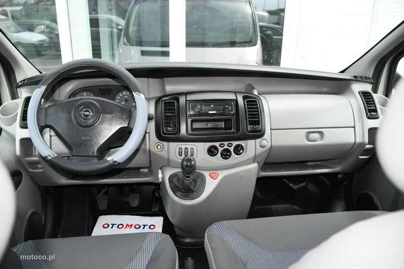 Opel Vivaro 20