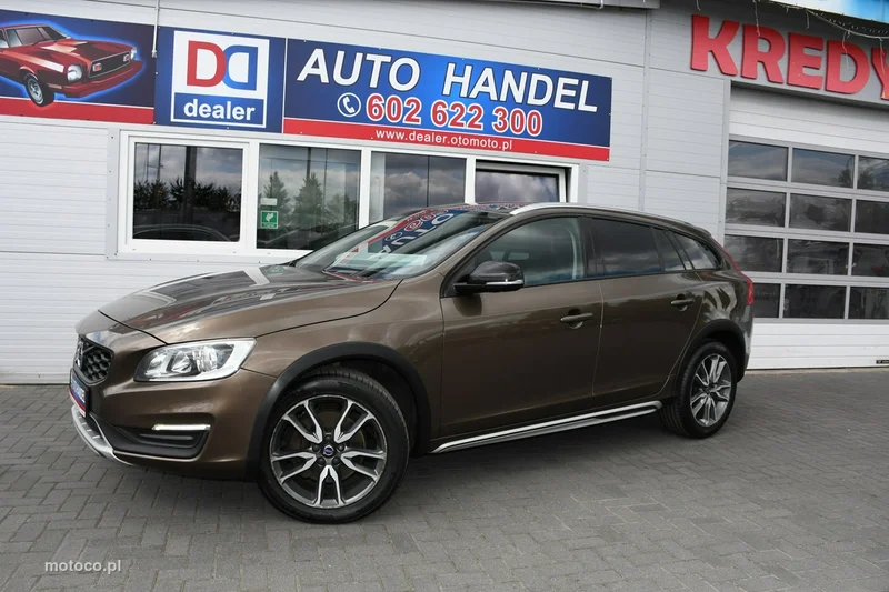 Volvo V60 Cross Country 8