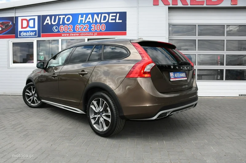 Volvo V60 Cross Country 9