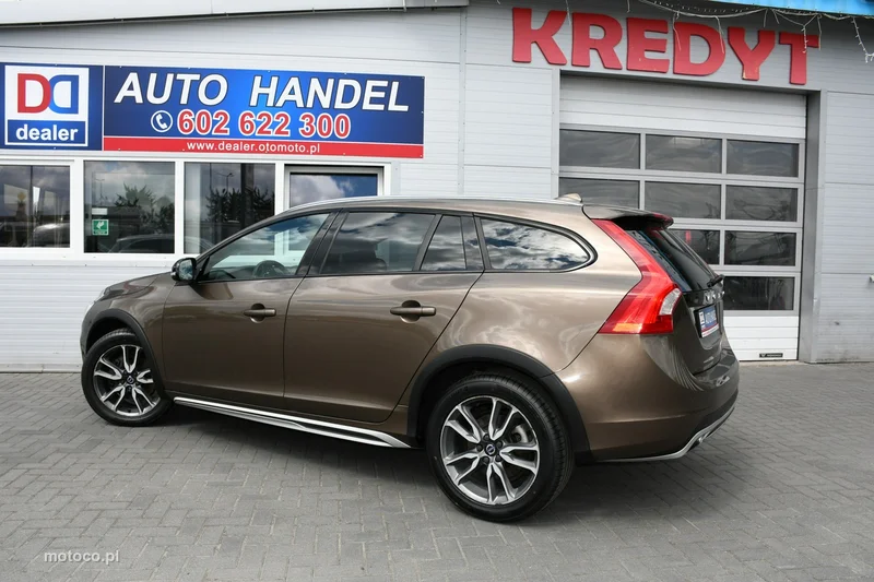 Volvo V60 Cross Country 10