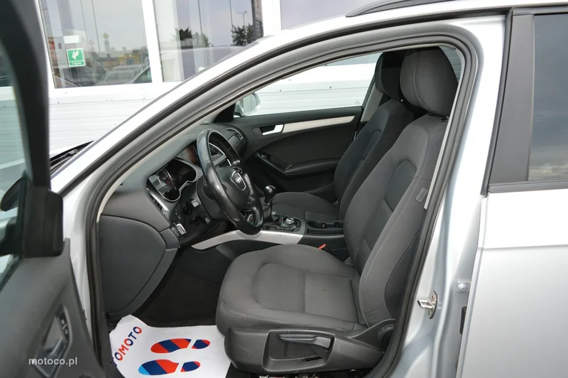 Audi A4 B8 16