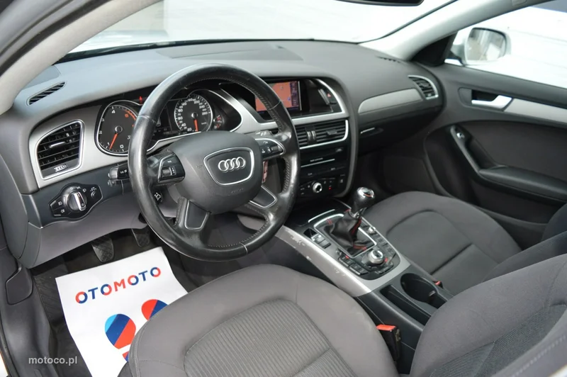 Audi A4 B8 18