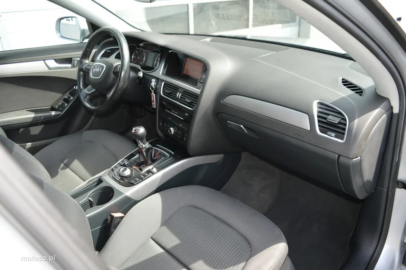 Audi A4 B8 23
