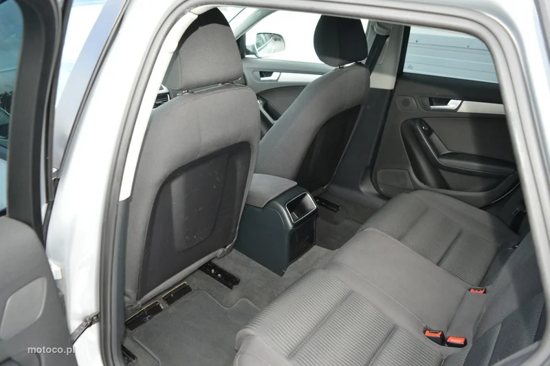 Audi A4 B8 31
