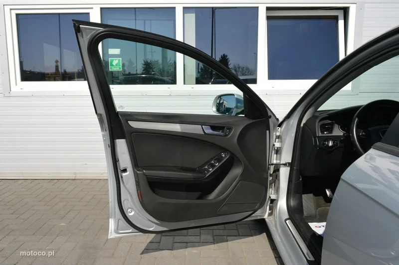 Audi A4 B8 34