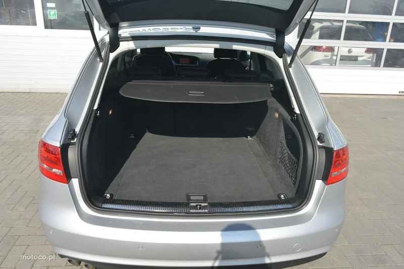 Audi A4 B8 36