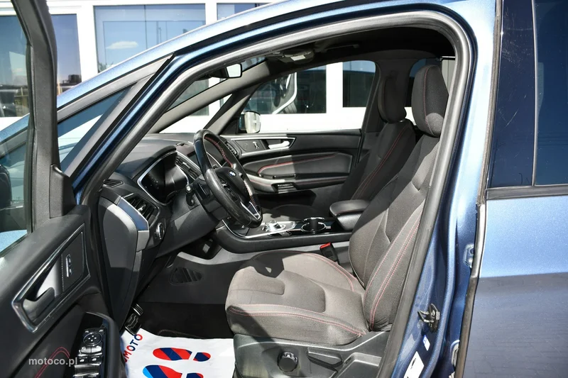 Ford S-Max II 19