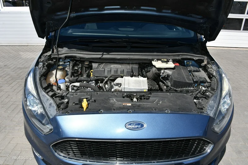 Ford S-Max II 40