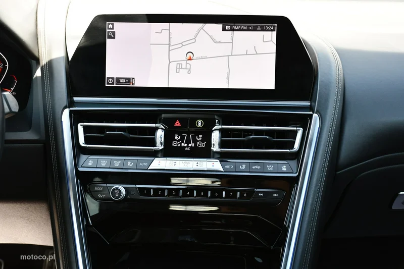 BMW Seria 8 G14 840 26