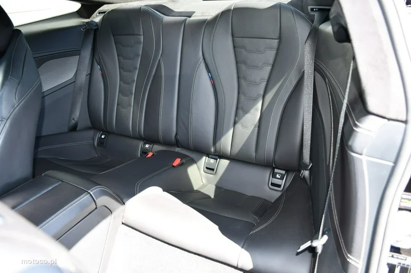 BMW Seria 8 G14 840 35