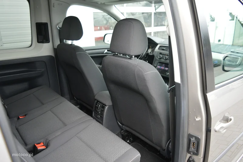Volkswagen Caddy IV 33