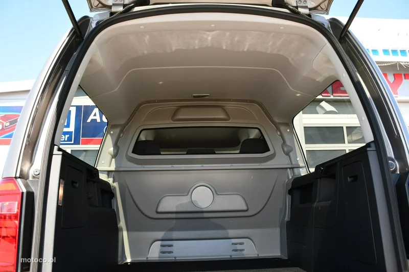 Volkswagen Caddy IV 38