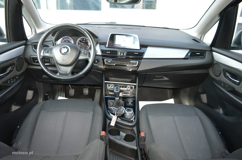 BMW Seria 2 F45 216 21
