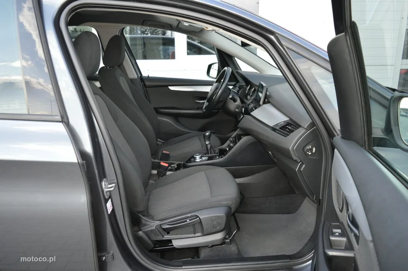 BMW Seria 2 F45 216 28