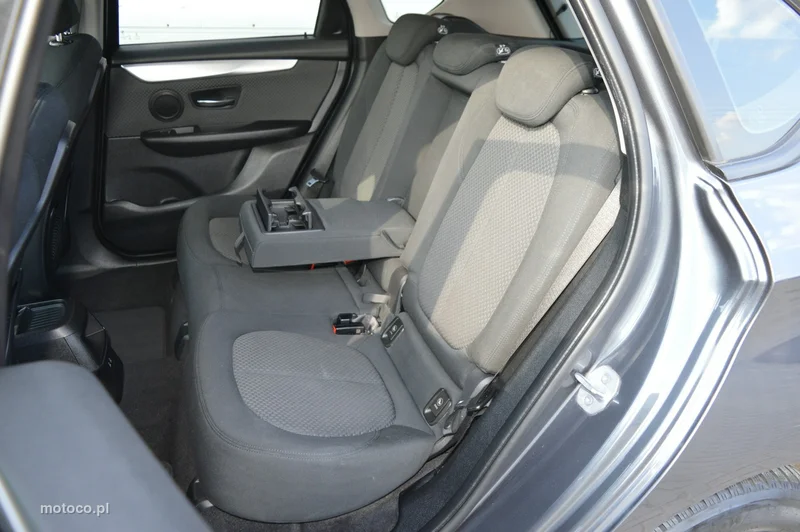 BMW Seria 2 F45 216 34