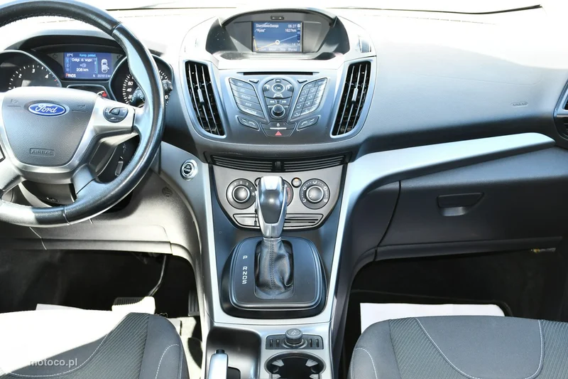 Ford Kuga II 22