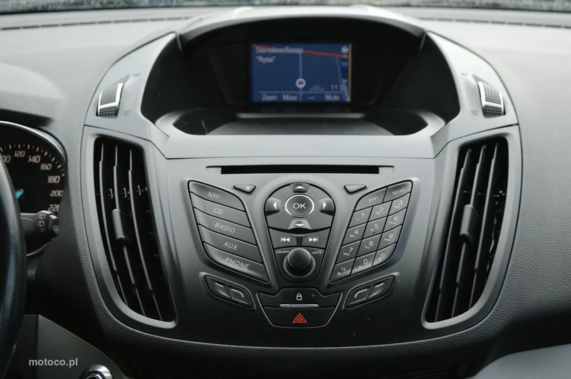 Ford Kuga II 23